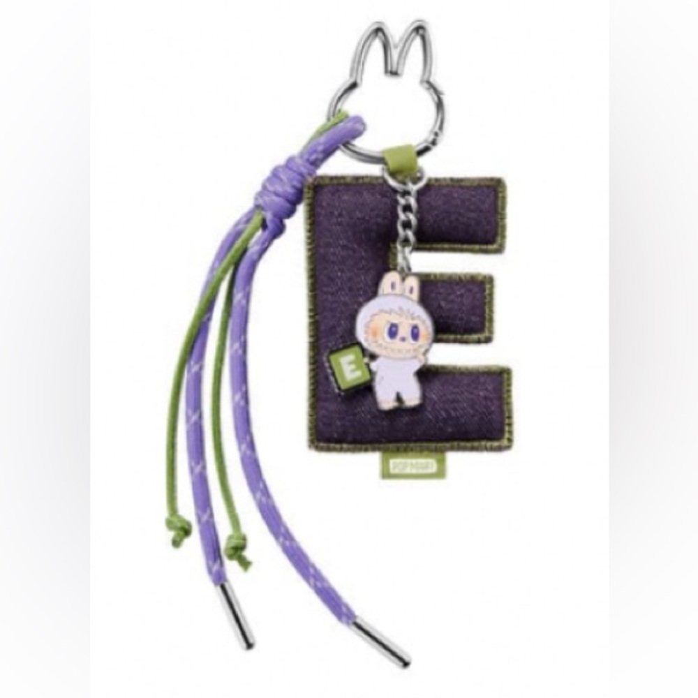 Labubu letter pendant E